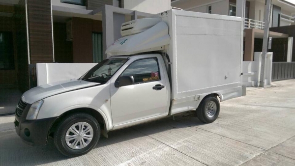 ขาย isuzu d max หัวเดียว +ตู้เย็น-18องศา เครื่อง2500cc