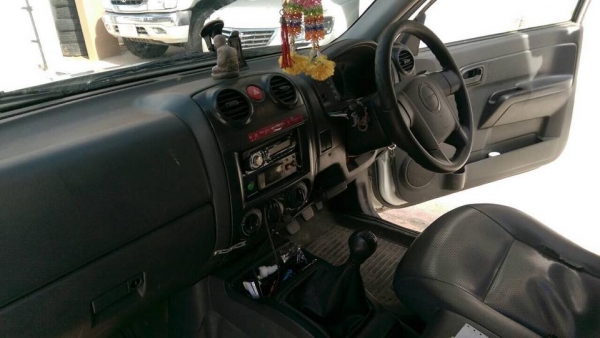 ขาย isuzu d max หัวเดียว +ตู้เย็น-18องศา เครื่อง2500cc