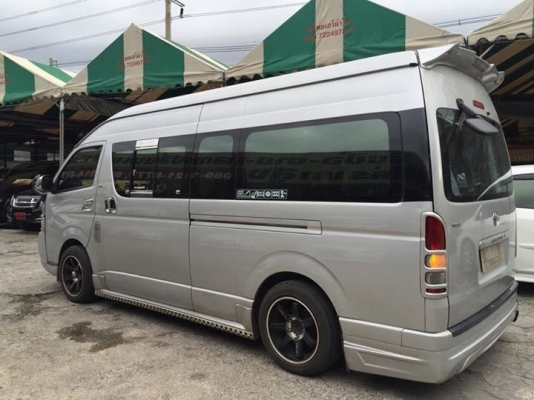 รถตู้ดีเซล2.5เกียMT ปี10 แต่งวีไอพีเต็มโทร0877758887 นางเบสท์รถตู้ท่าพระ