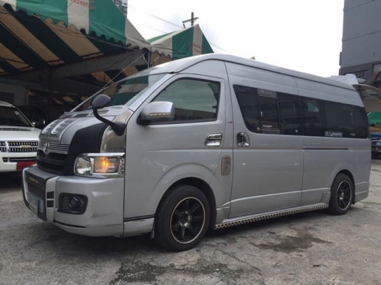 รถตู้ดีเซล2.5เกียMT ปี10 แต่งวีไอพีเต็มโทร0877758887 นางเบสท์รถตู้ท่าพระ