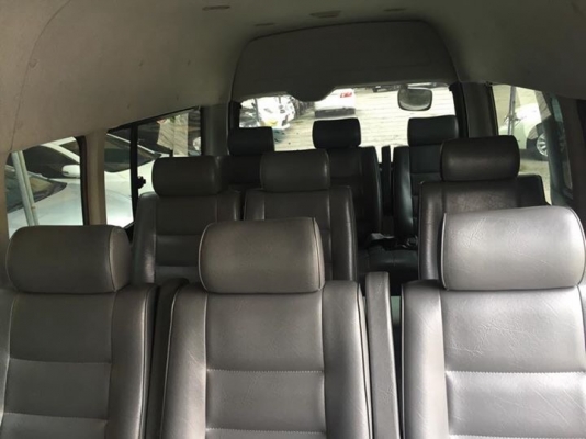 ขายรถตู้ดีเซล2.5ปี10เกียMT โทร0877758887 นางเบสท์รถตู้ท่าพระ