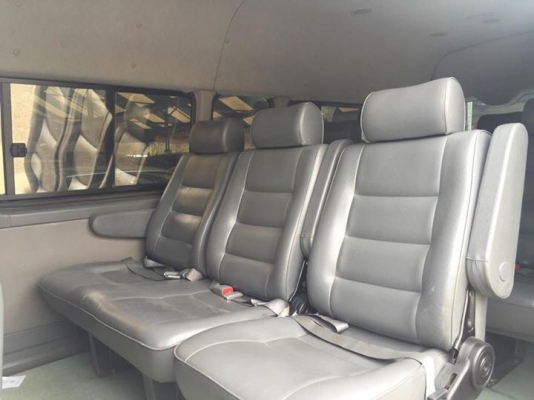 ขายรถตู้ดีเซล2.5ปี10เกียMT โทร0877758887 นางเบสท์รถตู้ท่าพระ