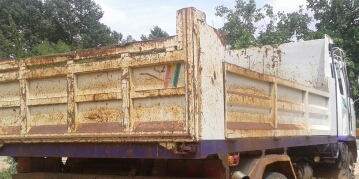 ขายชุดดั้ม ราคา 89,000บ  ชุดดั้มสามมิตรแท้ 6ตัน อุปกรณ์ปั้มครบ กะบะ5คิวสวยๆไม่มีผุ ก้วง 2.3ม ยาว3.80ม พร้อมประกอบใช้งาน