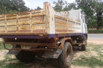 ขายชุดดั้ม ราคา 89,000บ  ชุดดั้มสามมิตรแท้ 6ตัน อุปกรณ์ปั้มครบ กะบะ5คิวสวยๆไม่มีผุ ก้วง 2.3ม ยาว3.80ม พร้อมประกอบใช้งาน