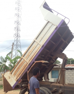 ขายชุดดั้ม ราคา 89,000บ  ชุดดั้มสามมิตรแท้ 6ตัน อุปกรณ์ปั้มครบ กะบะ5คิวสวยๆไม่มีผุ ก้วง 2.3ม ยาว3.80ม พร้อมประกอบใช้งาน