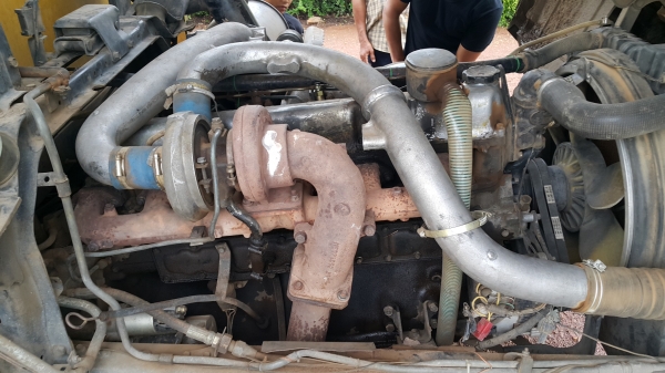 ขายรถพ่วง 18 ล้อ แม่+ลูก กระบะเนียม MITSUBISHU FN527M ปี.43 ลูกปี.47.เครื่อง225 โบ เกียร์ฟูลเลอร์ รถสวย ราคา1350000 สนใจรีบจองด่วน