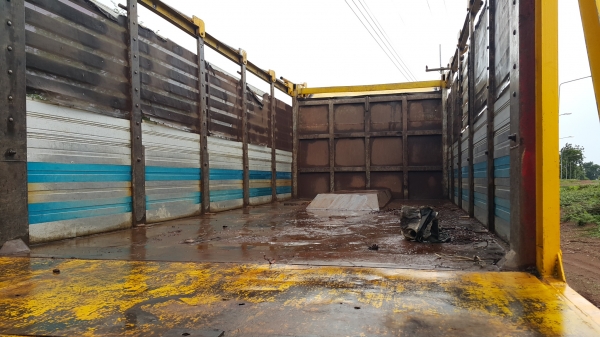 ขายรถพ่วง 18 ล้อ แม่+ลูก กระบะเนียม MITSUBISHU FN527M ปี.43 ลูกปี.47.เครื่อง225 โบ เกียร์ฟูลเลอร์ รถสวย ราคา1350000 สนใจรีบจองด่วน