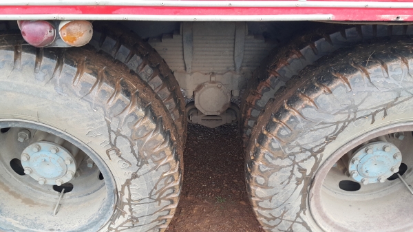 ขายรถพ่วง 18 ล้อ แม่+ลูก กระบะเนียม MITSUBISHU FN527M ปี.43 ลูกปี.47.เครื่อง225 โบ เกียร์ฟูลเลอร์ รถสวย ราคา1350000 สนใจรีบจองด่วน