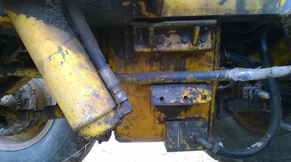 ขายรถตัก KOMATSU JH รถใช้งานอยู่ทุกวัน ยางดี เครื่องดี ปั้มดี ราคาต่อรองได้ ขายรถตัก KOMATSU JH รถใช้งานอยู่ทุกวัน ยางดี เครื่องดี ปั้มดี ราคาต่อรองได้