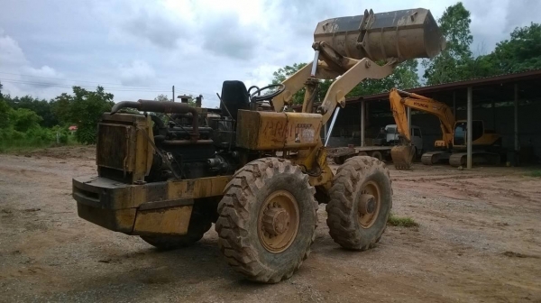 ขายรถตัก KOMATSU JH รถใช้งานอยู่ทุกวัน ยางดี เครื่องดี ปั้มดี ราคาต่อรองได้ ขายรถตัก KOMATSU JH รถใช้งานอยู่ทุกวัน ยางดี เครื่องดี ปั้มดี ราคาต่อรองได้