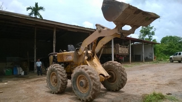 ขายรถตัก KOMATSU JH รถใช้งานอยู่ทุกวัน ยางดี เครื่องดี ปั้มดี ราคาต่อรองได้ ขายรถตัก KOMATSU JH รถใช้งานอยู่ทุกวัน ยางดี เครื่องดี ปั้มดี ราคาต่อรองได้