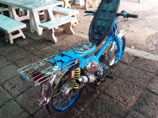 ขาย C70 เครื่องเวฟZ สภาพสวยๆ เครื่องเเน่นๆ (มีสำเนาหน้าเล่มเครื่อง+สำเนาหน้าเล่มโครง) ค่าตัว 9900 บาท สนใจทักเเชทหรือโทร.089-8054390 โอ๋ อยู่จังหวัด ลพบุรี