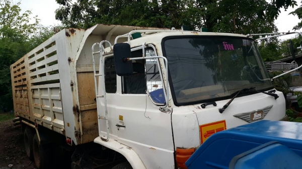 ขายรถพ่วง 18 ล้อ แม่ดั้ม ลูกไม่ดั้ม HINO ซูโม้ 227 วางเครื่อง 285 แรง เกียร์เดิม ราคา.1150000 ต่อรอง