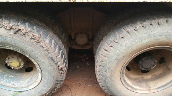 ขายรถพ่วง 18 ล้อ แม่ดั้ม ลูกไม่ดั้ม HINO ซูโม้ 227 วางเครื่อง 285 แรง เกียร์เดิม ราคา.1150000 ต่อรอง