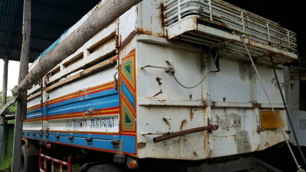 ขายรถพ่วง 18 ล้อ แม่ดั้ม ลูกไม่ดั้ม HINO ซูโม้ 227 วางเครื่อง 285 แรง เกียร์เดิม ราคา.1150000 ต่อรอง