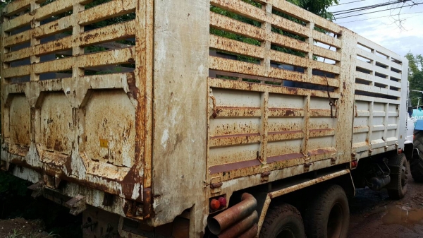 ขายรถพ่วง 18 ล้อ แม่ดั้ม ลูกไม่ดั้ม HINO ซูโม้ 227 วางเครื่อง 285 แรง เกียร์เดิม ราคา.1150000 ต่อรอง