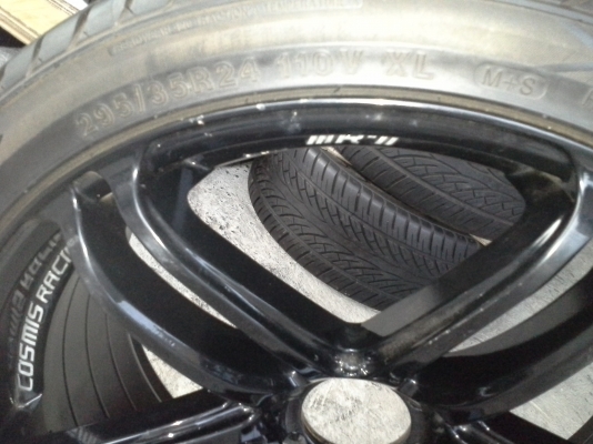 แม๊กซ์ติดยางขอบ 24" แม๊กซ์ติดยางขอบ 24"