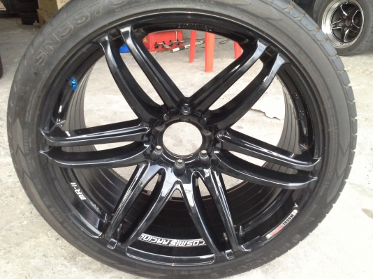 แม๊กซ์ติดยางขอบ 24"