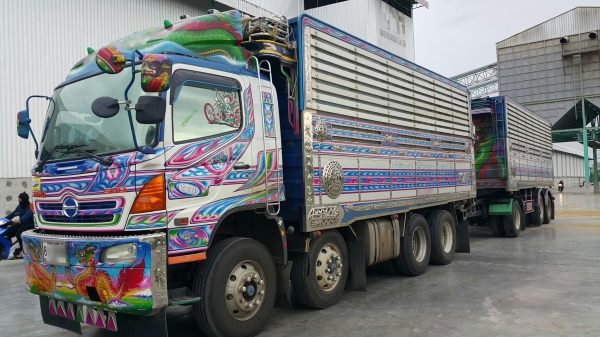 ขายรถพ่วง 24 ล้อ แม่+ลูก กระบะเหล็กคอกเกษตรดั้ม อู่.ส สมบัติ HINO 380 ปี.52 แม่ ลูก ยกล้อได้ ยางเต็ม ราคาย้อมๆแค่.2650000 ต่อรอง สนใจรีบจองด่วน