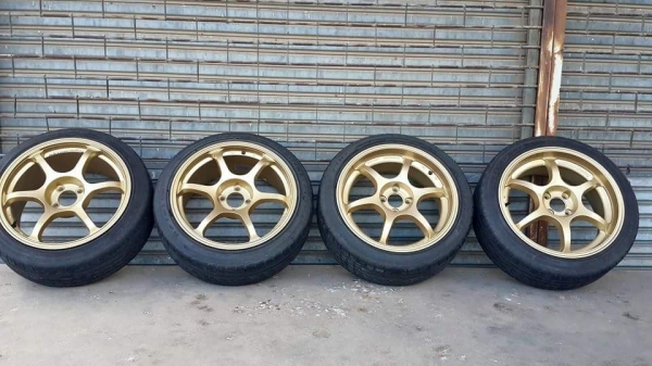 Advan ขอบ 17 4รู100 หน้า7.5 หลัง8 พร้อมยางสวยๆ