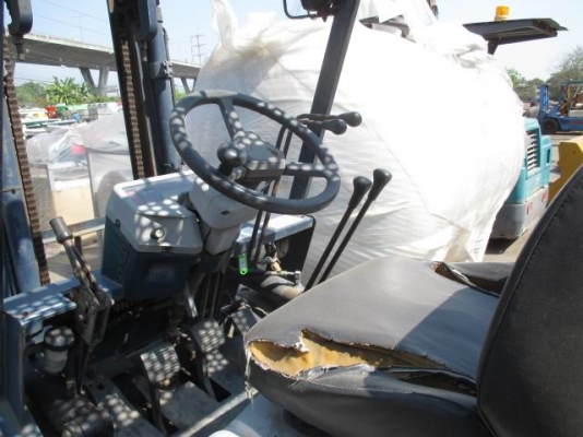 ขายรถฟอร์คลิฟ KOMATSU FG20 รุ่น 11 เสายกสูง 3.ม เกียร์ธรรมดา นำเข้าจากญี่ปุ่น ยกได้ 2 ตัน ไม่เคยใช้งานในไทย สภาพพร้อมใช้งาน