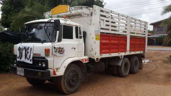 ขายกระบะคอกรถ 10 ล้อ สภาพดี ไม่ผุ ทำมายังไม่นาน