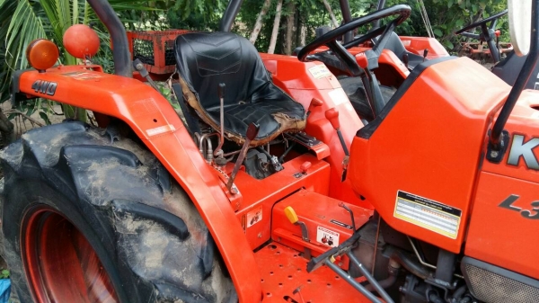 คูโบต้าL3408DIแลL3408 ใบมีด ผาน โรตารี อุปกรณ์ครบ 3 อย่างทั้ง2คันไปเลยครับ