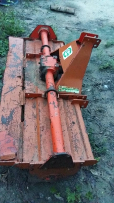 คูโบต้าL3408DIแลL3408 ใบมีด ผาน โรตารี อุปกรณ์ครบ 3 อย่างทั้ง2คันไปเลยครับ