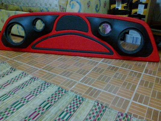 ขายด่วนซาวด์แผงหลังรถตู้