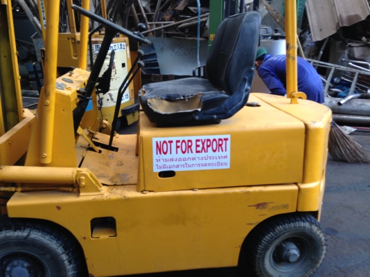 ขายรถโฟล์คลิฟท์ โคมัสสึ รุ่น FG15L เครื่องเบนซิน ขนาด 1.5 ตัน