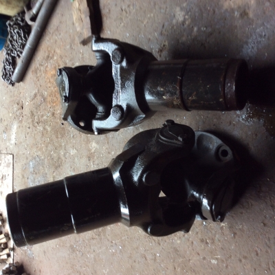 ขายยอยแทรกเตอร์ เฟืองโต 76 mm.16 ฟัน รูหน้าแปลน 15 mm. ระยะ PCD 86x200 mm. ของใหม่ มี 2 ชิ้น ราคาชิ้นละ  3,600 บาท