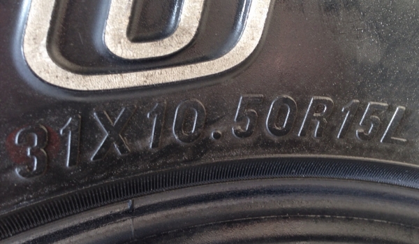 ยาง All Maxxis 31 10.5 R15 สิ้นปี12 พร้อมใช้งาน