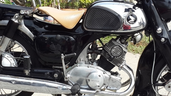 วุฒิ นนบุรี ฮอนด้า C95 บินลี่ทะเบียนพร้อมโอนรถสวยๆสภาพนางฟ้า