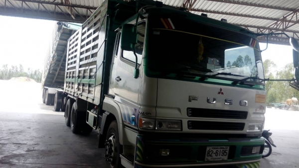 ขาย MITSUBISHI FUSO 380 พ่วงแม่ลูก กระบะเหล็กคอกเกษตร รถปี 56