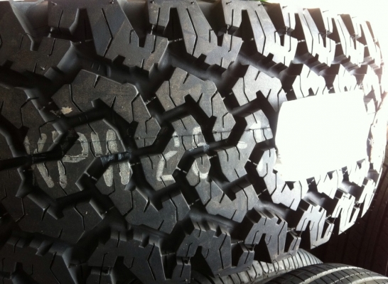 BF Goodrich All -Terrain 265 70 r17 ยางใหม่เส้นละ 7000บาท BF Goodrich All -Terrain 265 70 r17 ยางใหม่เส้นละ 7000บาท