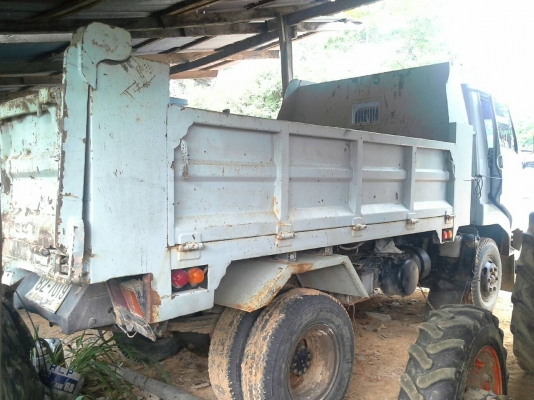 ขายรถดั้ม 6 ล้อ HINO KM310เครื่องWO6E พวงมาลัยพาเวอร์เบรคทิพฟี่หัวบางยางดีคัสซีสวยทะเบียนพร้อม