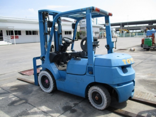 รถโฟล์คลิฟท์ TOYOTA รุ่น FG 25-7 เสาสูง 5 เมตร เครื่องเบนซิน 5K ขนาด 2.5 ตัน
