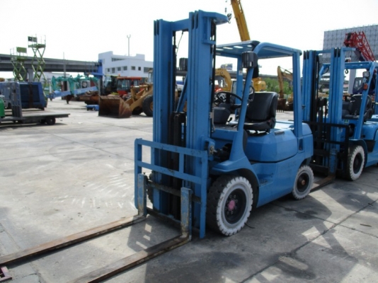 รถโฟล์คลิฟท์ TOYOTA รุ่น FG 25-7 เสาสูง 5 เมตร เครื่องเบนซิน 5K ขนาด 2.5 ตัน