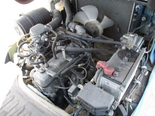 รถโฟล์คลิฟท์ TOYOTA รุ่น FG 25-7 เครื่องเบนซิน 5K ยางตันหน้า-หลัง เสาสูง 5 เมตร ขนาด 2.5 ตัน