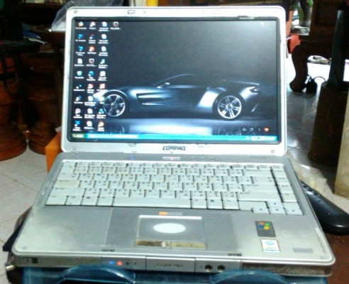ขายครับ compaq Presario V2000