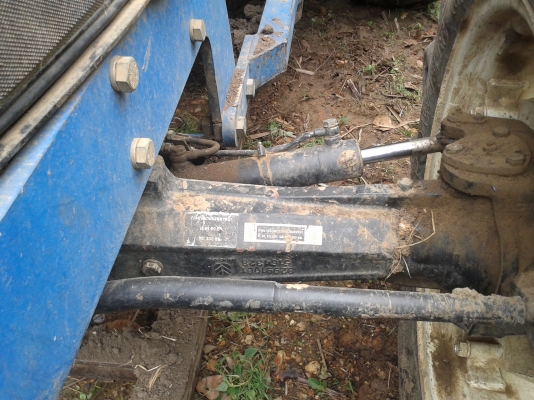 ขายTS90 สองเพลา เกียร์ข้างกลองโต คานหน้านิวฮอนแลนด์