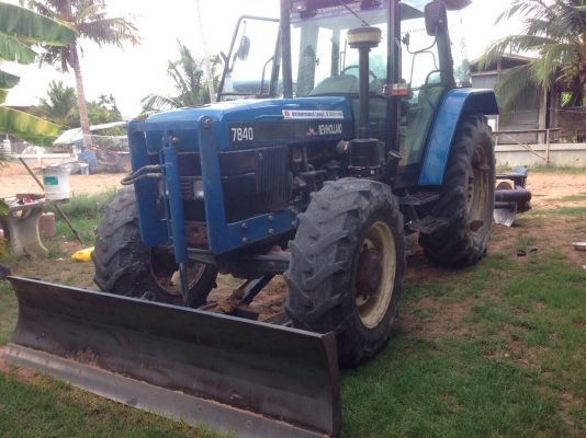 ขาย 7840 สองเพลาดุมเรียบ เกียร์ธรรมดา รถบ้านพร้อมใช้