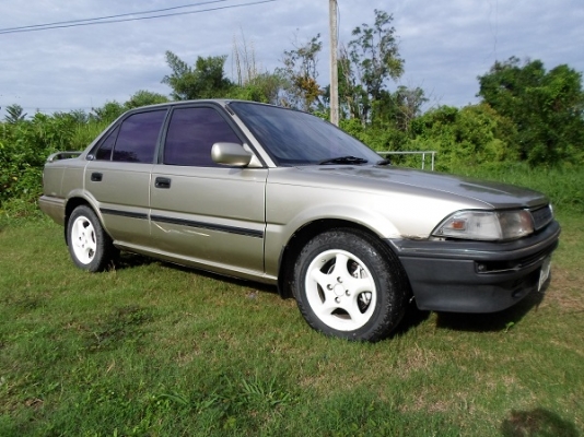 Toyota AE 92 รุ่นโดเรม่อน เครื่อง 4A-GEฝาลาย ทวินแคม 16 V. 4 สูบ 1600 cc. เกียร์ออโต้