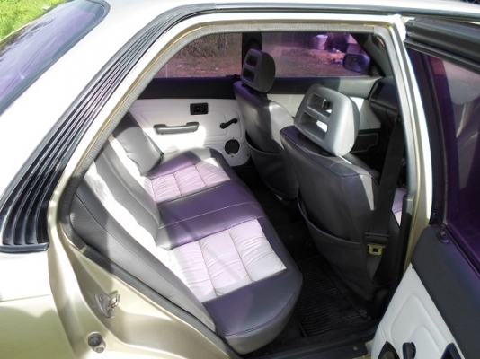 Toyota AE 92 รุ่นโดเรม่อน เครื่อง 4A-GEฝาลาย ทวินแคม 16 V. 4 สูบ 1600 cc. เกียร์ออโต้