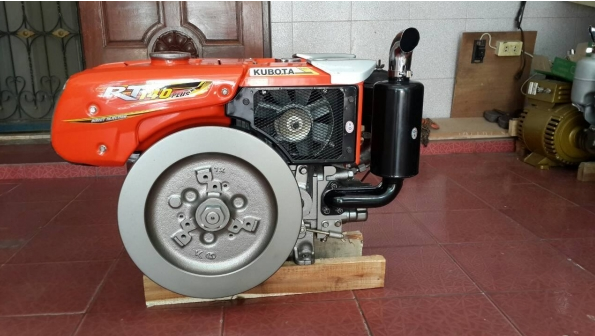 ขาย kubota RT140 เครื่องสภาพสวยมาก เครื่องติดนิ่ม รับประกัน 2 เดือน 33,000 บาท