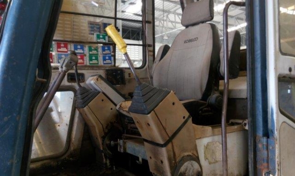 PC60-7 # 47014 4307ชั่วโมง รถปี1994  เก่าญี่ปุ่น