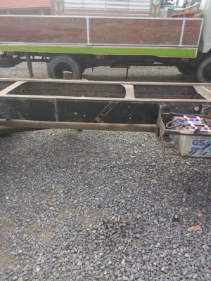 ขายหกล้อFC3W เครี่องW06E165แรงม้า พาวเวอร์ ยางเรเดียนใหม่ ช่วงล่างใหญ่ คัสซีใหญ่ไม่มีบวม เครื่องดีไม่หลวม ยาว5เมตร หัวคัสซี