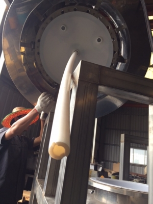 แท้งค์สแตนเลส 1,000 ลิตร เหมาะ สำหรับใส่น้ำหรือสารเคมี