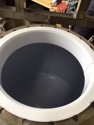 แท้งค์สแตนเลส 1,000 ลิตร เหมาะ สำหรับใส่น้ำหรือสารเคมี