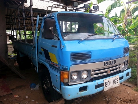 ขาย6ล้อ ISUZU KS110แรง เครื่องดี แคชซีสวย สภาพพร้อมใช้งาน เอกสารพร้อมโอน สนใจโทร 090-8588220คุณนะ 093-3258446คุณบิว ID:narong498 หรือเข้าดูสินค้าอื่นๆได้ที่ www.truck.in.th/498 หรือเพจFacebook ณรงค์ ซื้อขายรถมือสอง (เว็บไซต์ส่วนตัว) หรือFacebook ตลาดรถมือ
